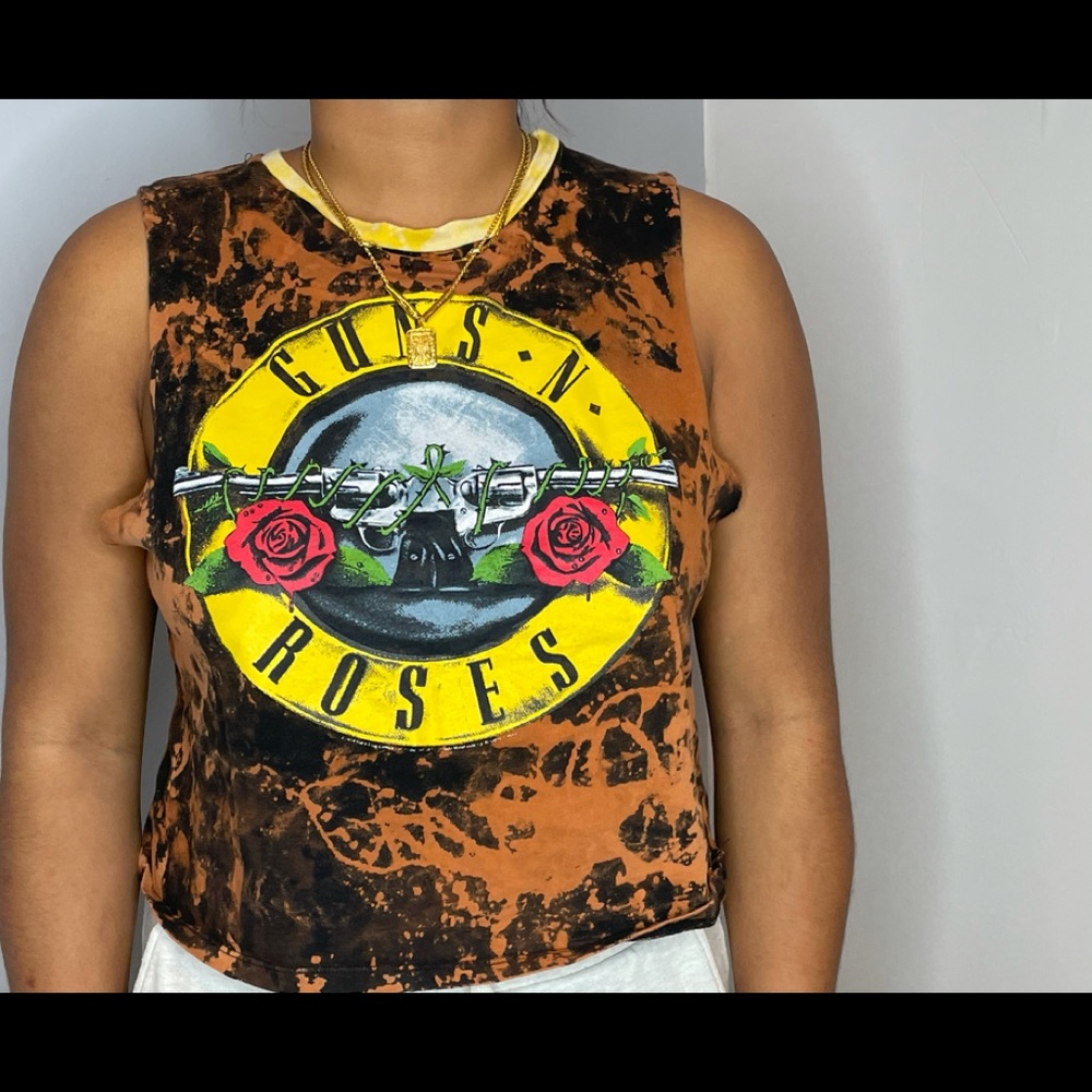 Guns N’ Roses shirt